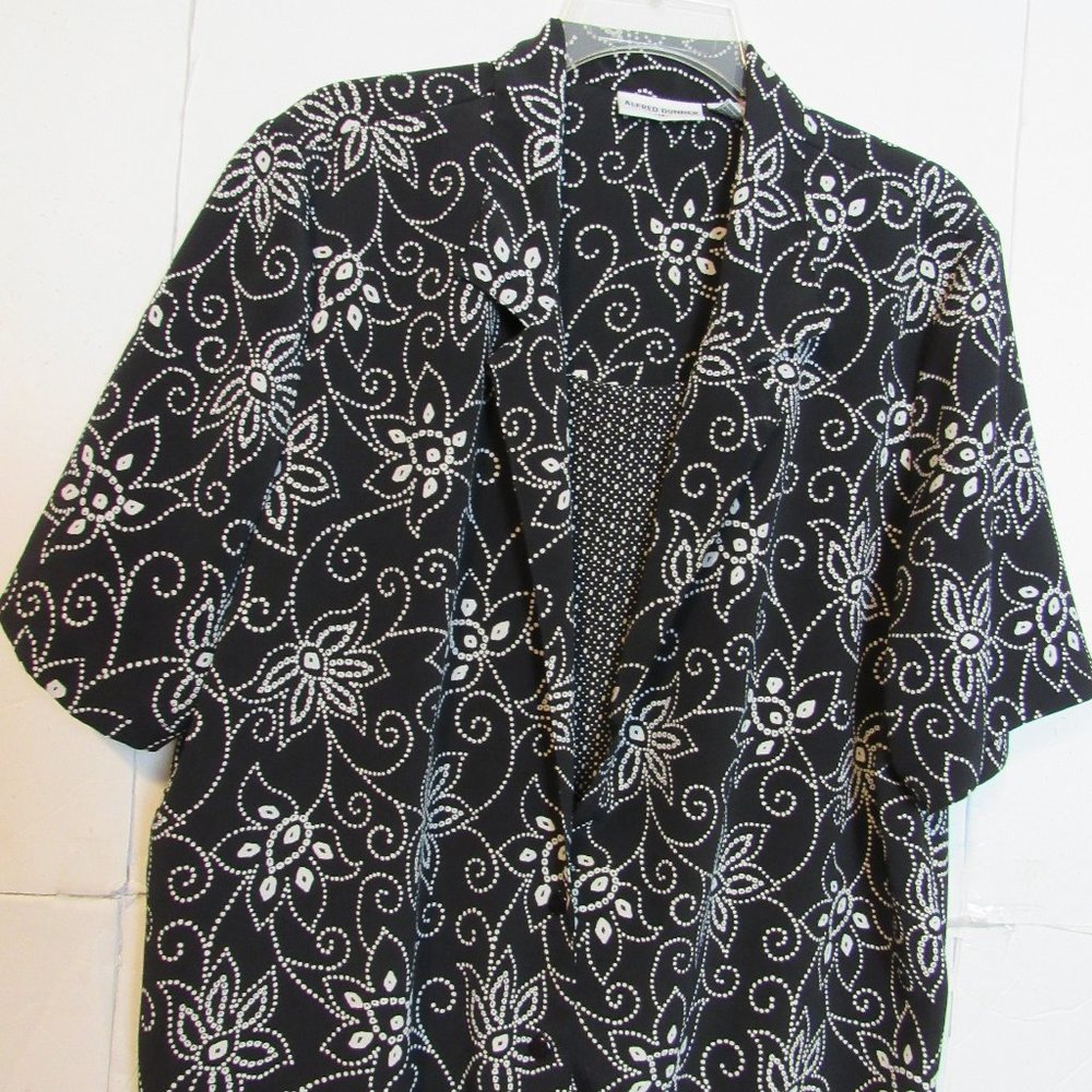Womens Alfred Dunner Size 14 Button Down Blouse With Attached Tank